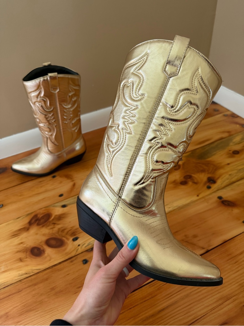 Metallic Gold Western Cowboy Boots for Women Soda 7.5 NWOT